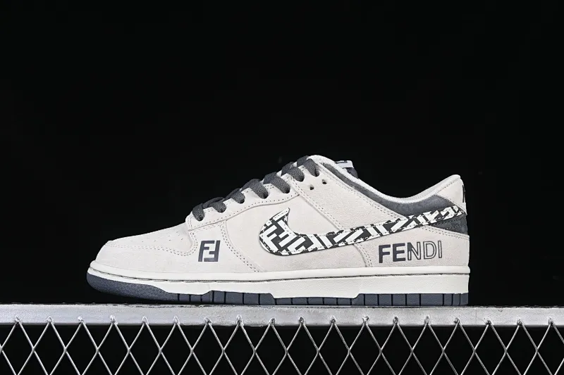 All categories Nk SB Dunk Series Nk SB Dunk Low High-end customized low-top sneakers Nk SB Dunk Low Fendi co-branded Presbyopia hook Anniversary high-end customized low-top casual sneakers DJ2024-046